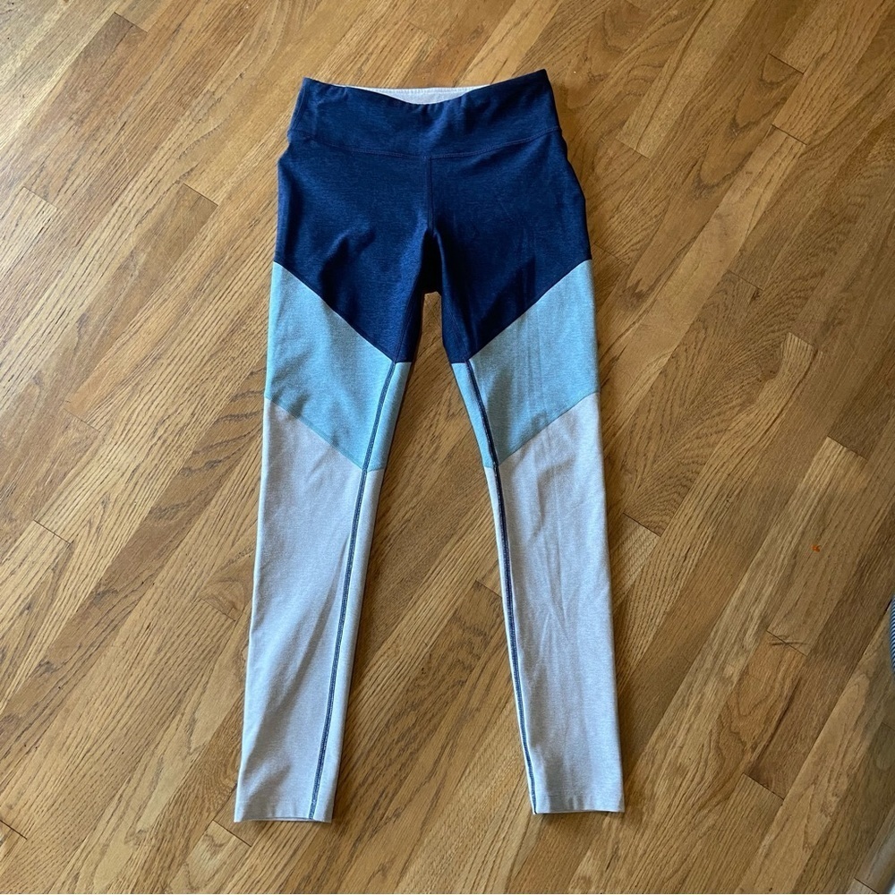 Outdoor Voices Colorblock Leggings - Navy and Light Blue size small